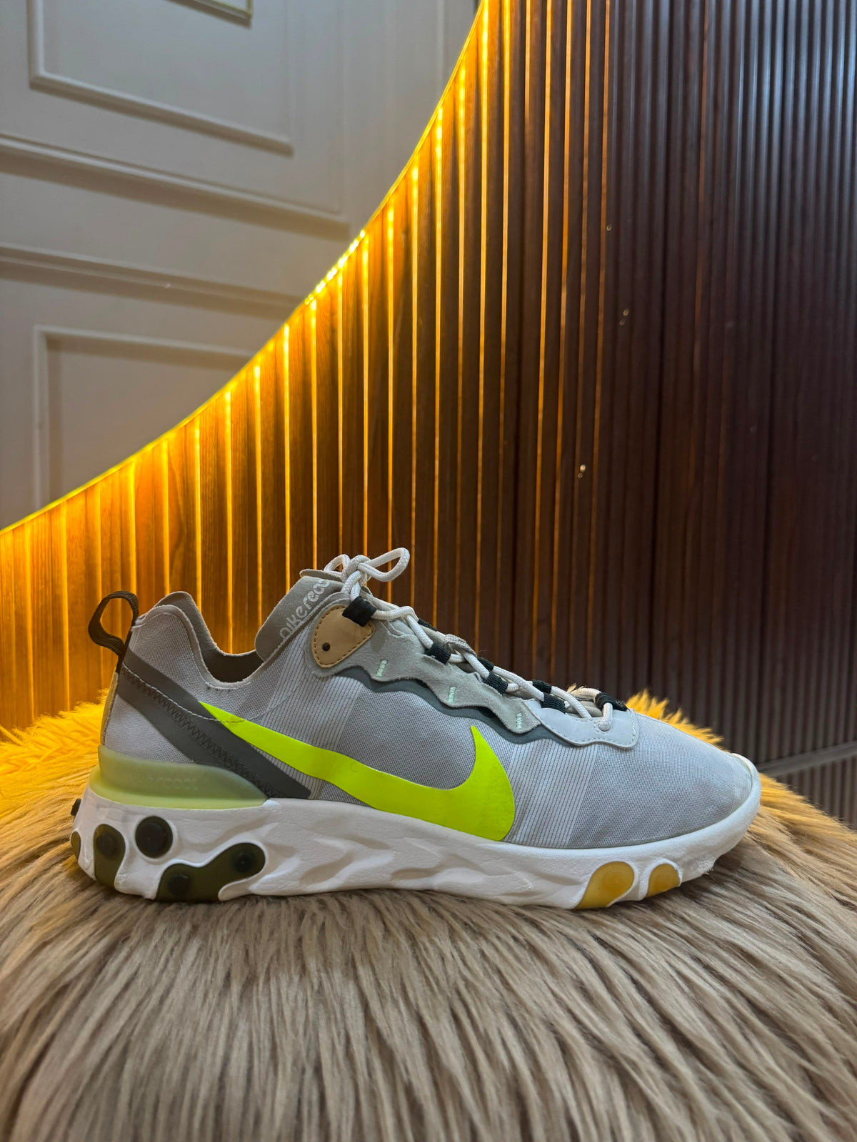 Nike React Element 55