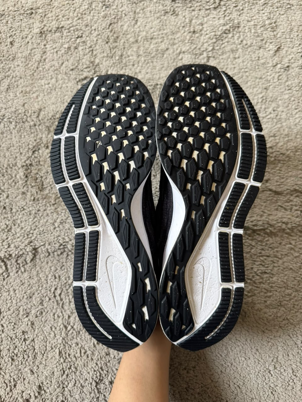 NIKE SIZE 44