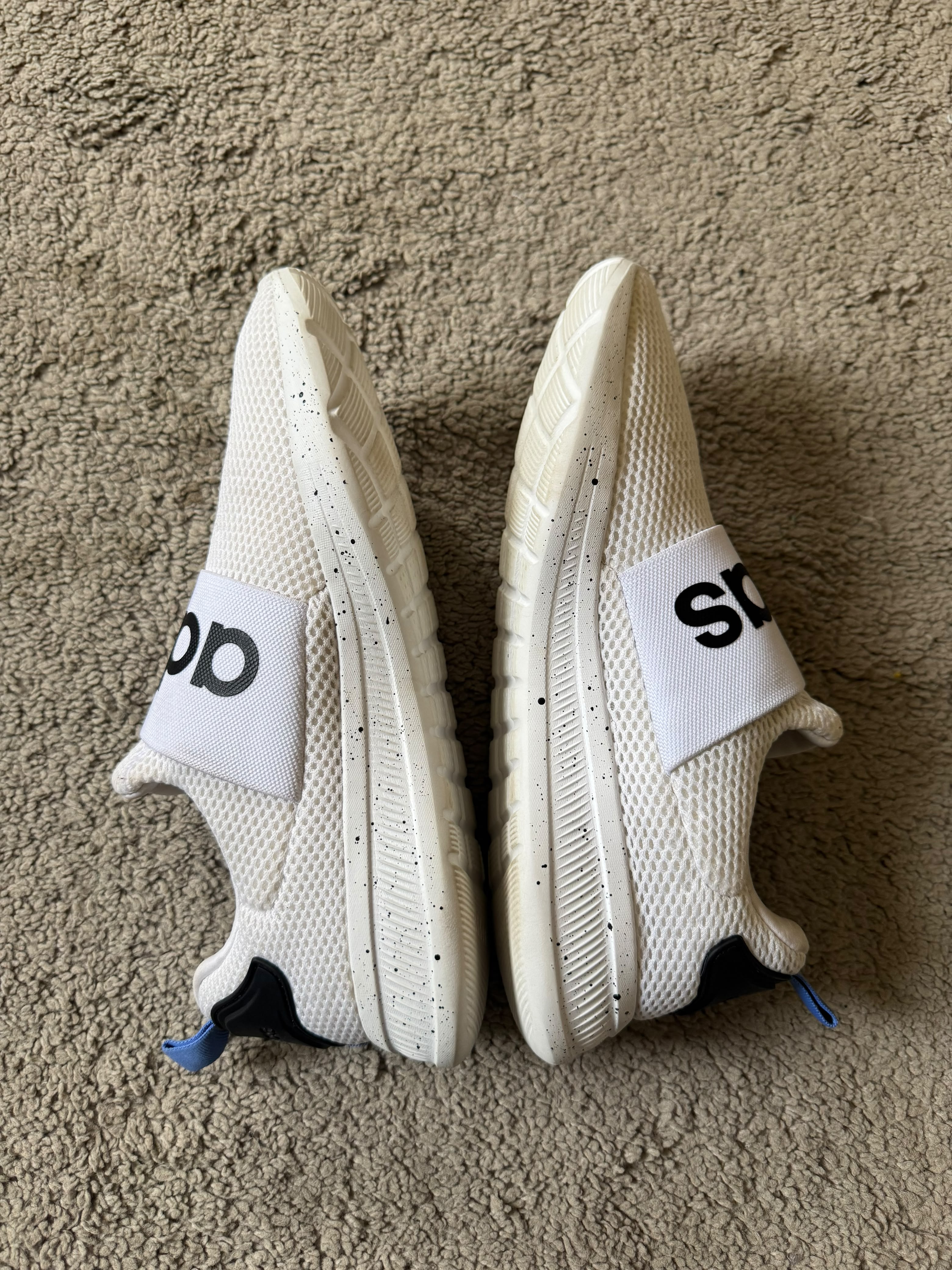 ADIDAS SIZE 42.5