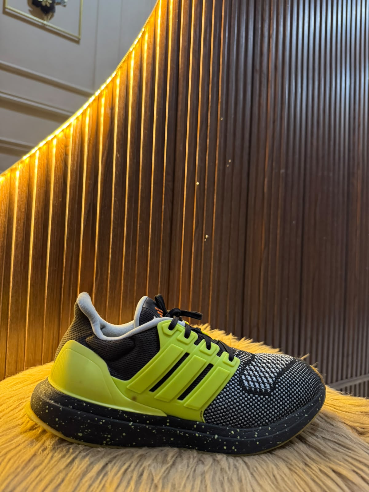 ADIDAS SIZE 40