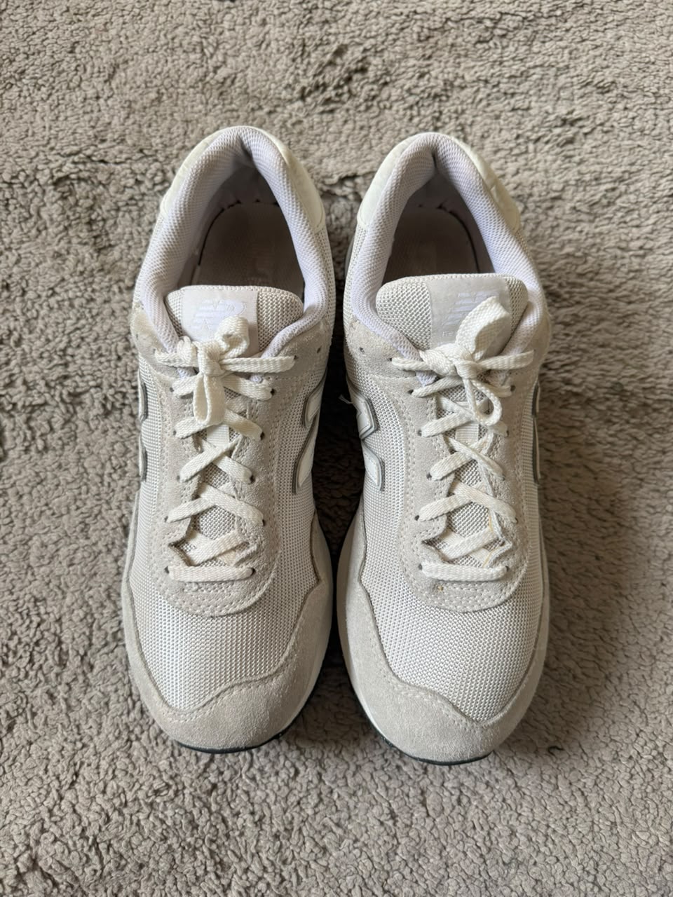 NEW BALANCE SIZE 43