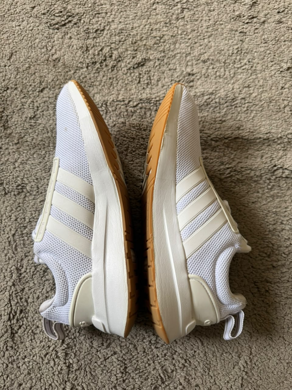 ADIDAS SIZE 42.5
