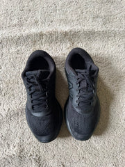NEW BALANCE SIZE 40