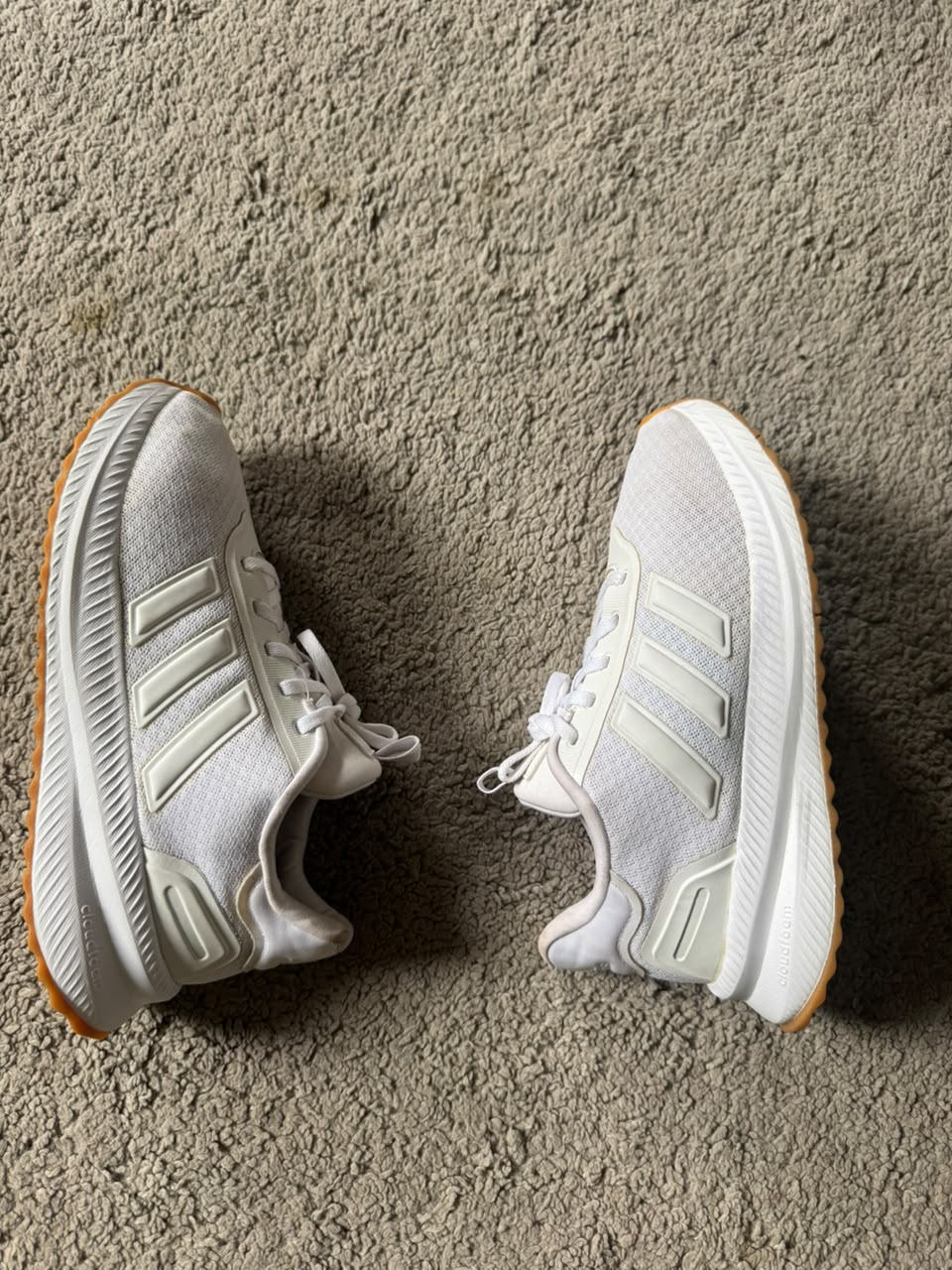 ADIDAS SIZE 38.5