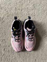 NIKE SIZE 41