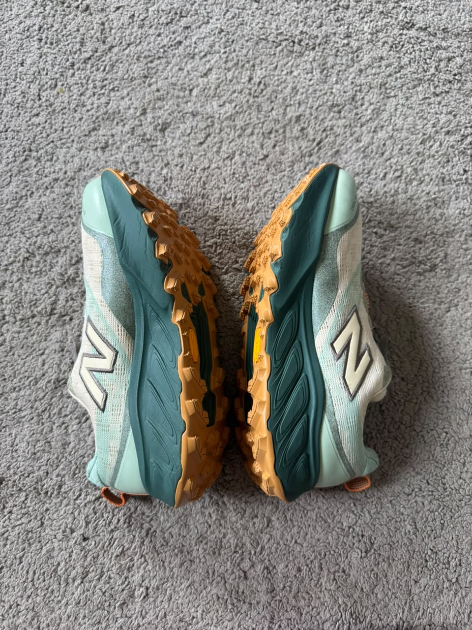 New Balance Fresh Foam X Hierro v9