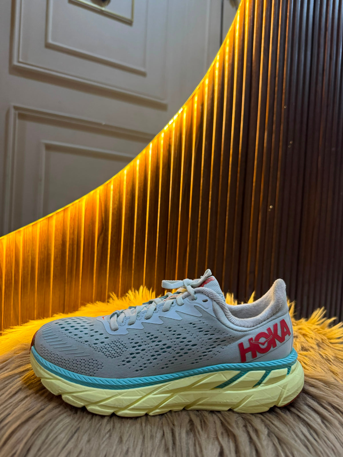 HOKA ONE ONE SIZE 38