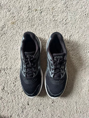 ASICS SIZE 41.5