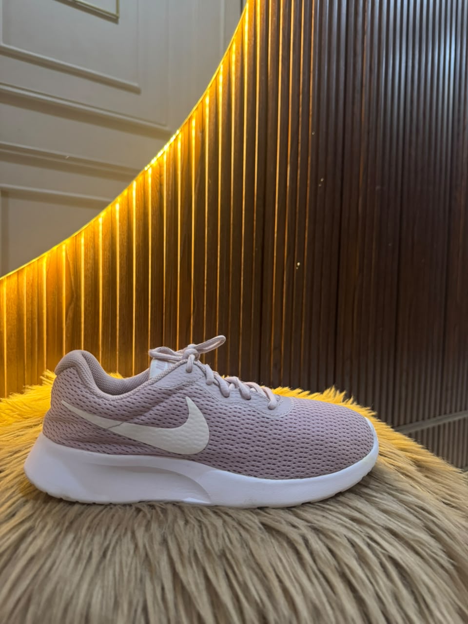 Nike Tanjun