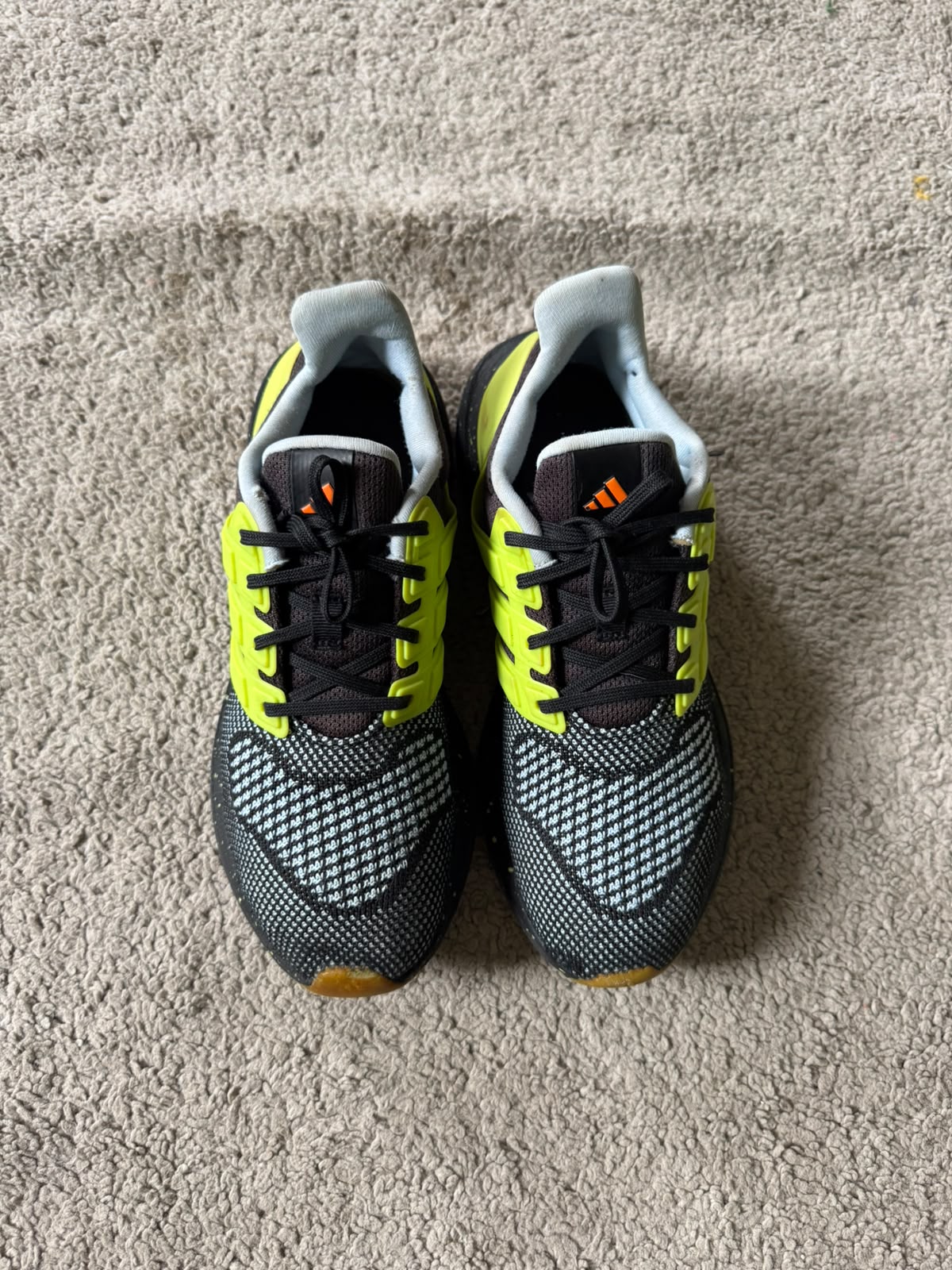 ADIDAS SIZE 40