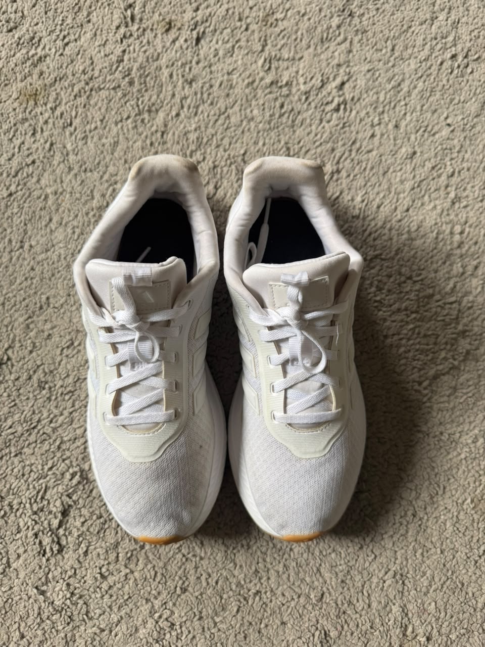 ADIDAS SIZE 38.5
