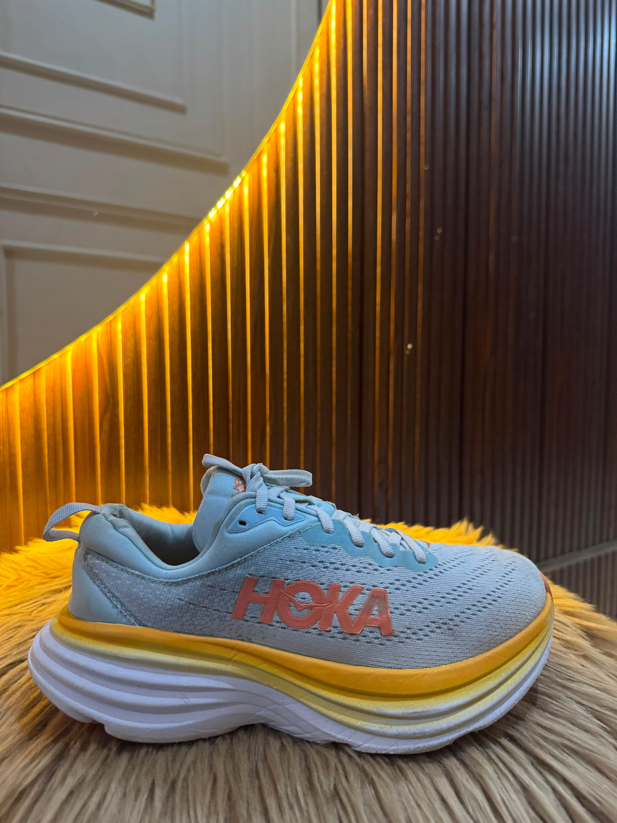 Hoka One One Bondi 8