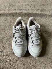 NIKE SIZE 38.5