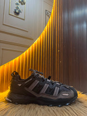ADIDAS SIZE 43.5