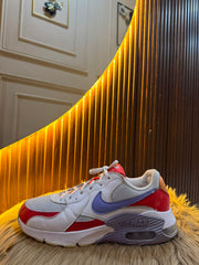 NIKE SIZE 40.5