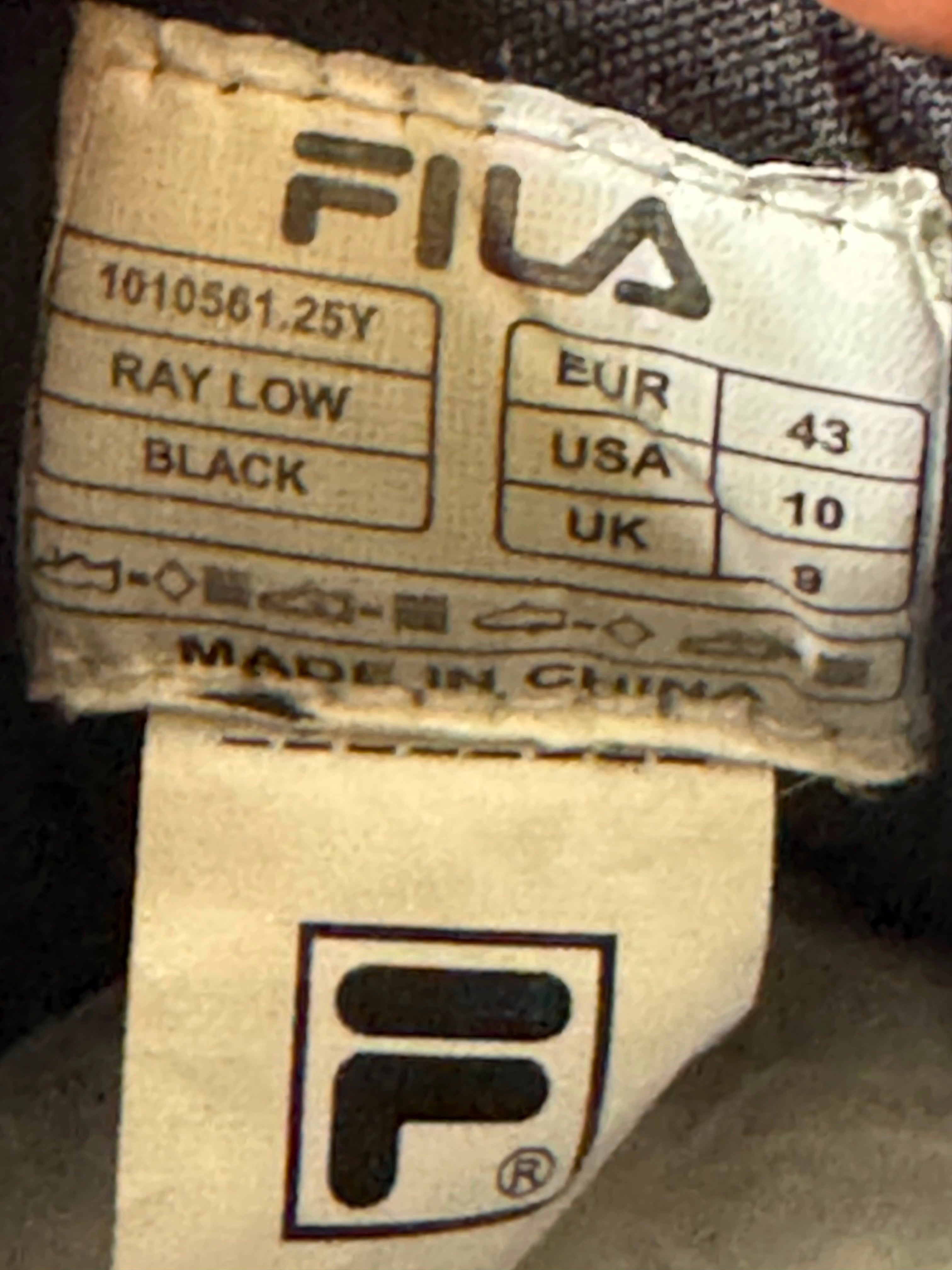 FILA SIZE 43