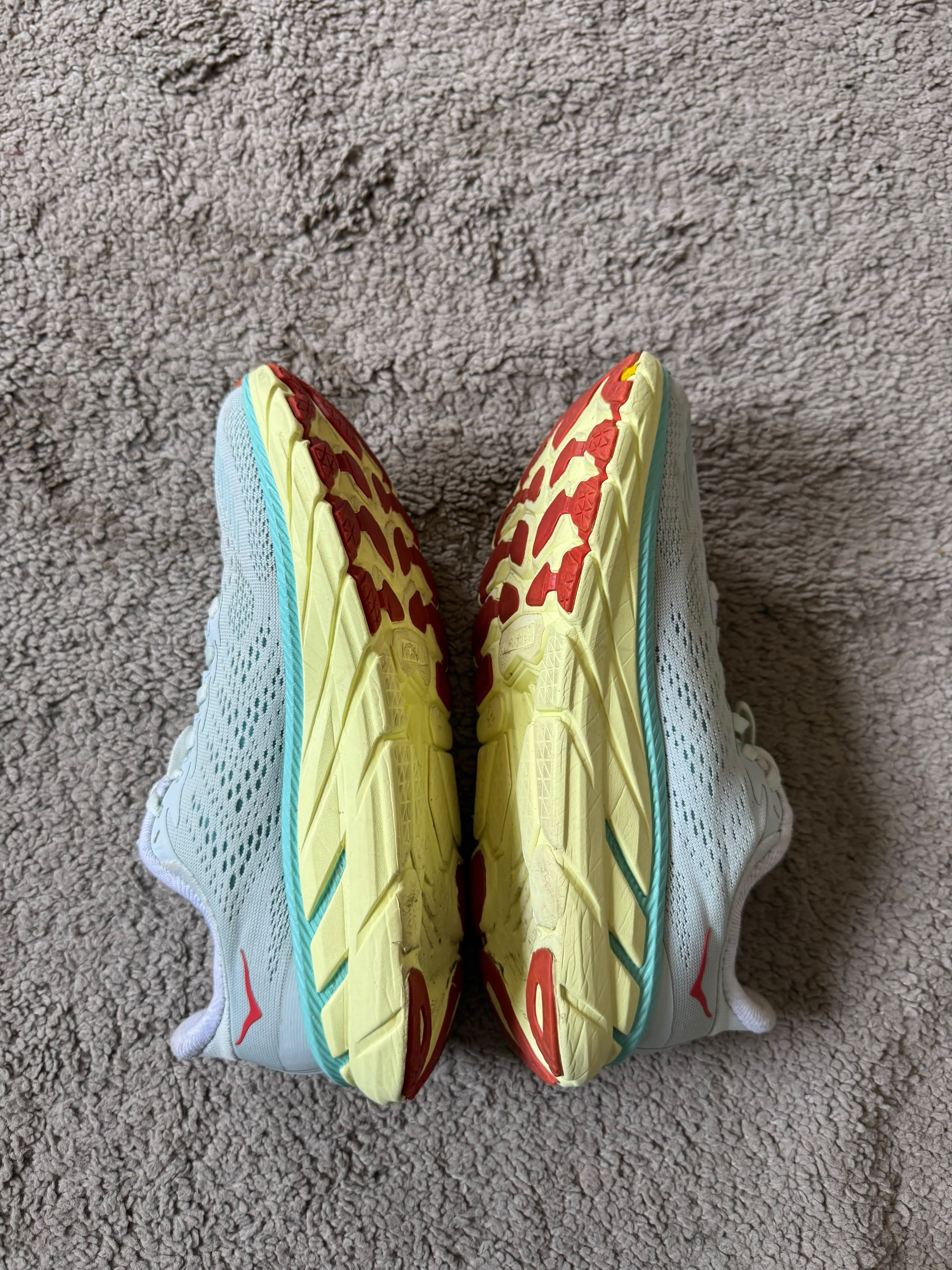 HOKA ONE ONE SIZE 38