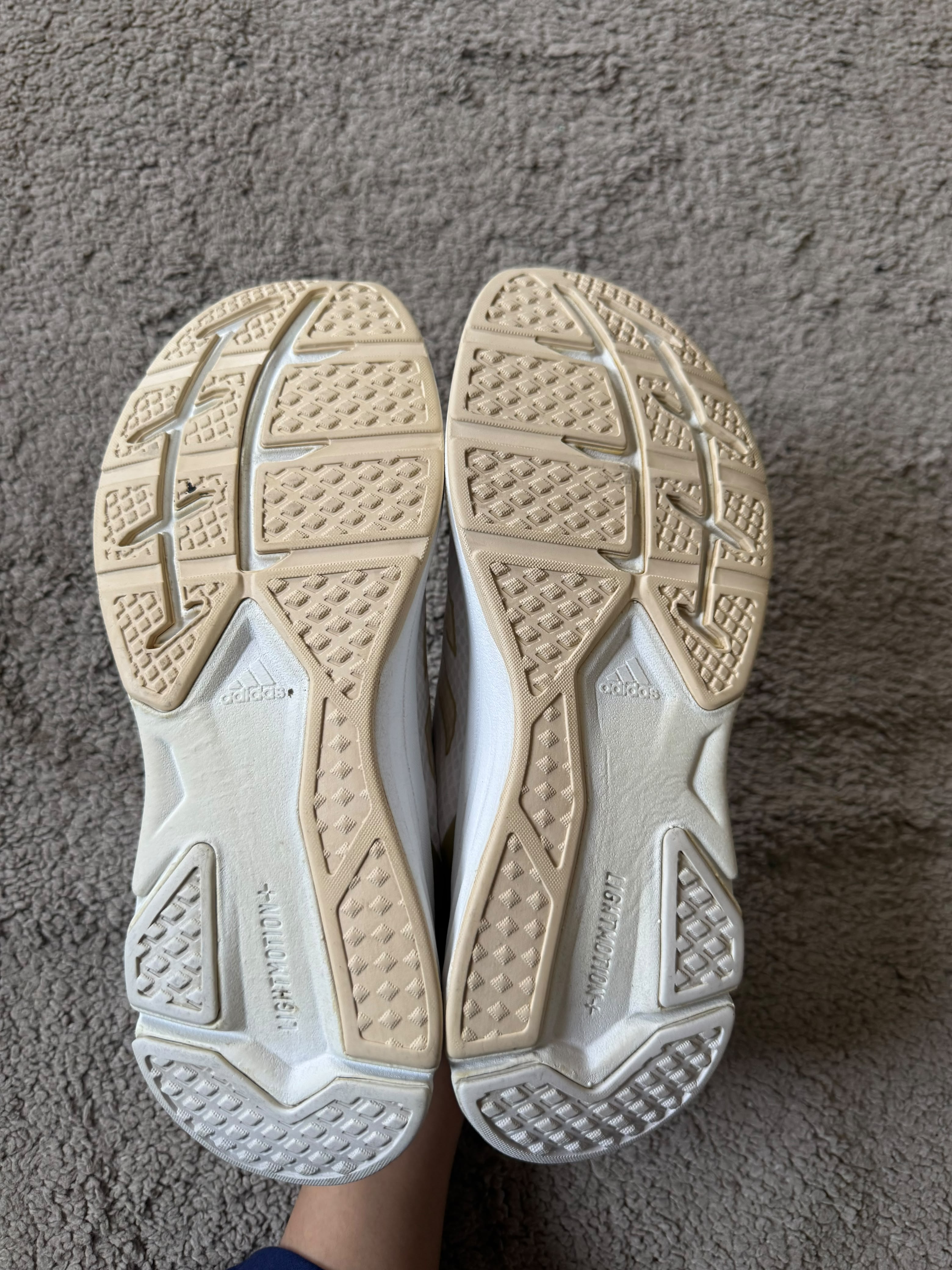 ADIDAS SIZE 42.5