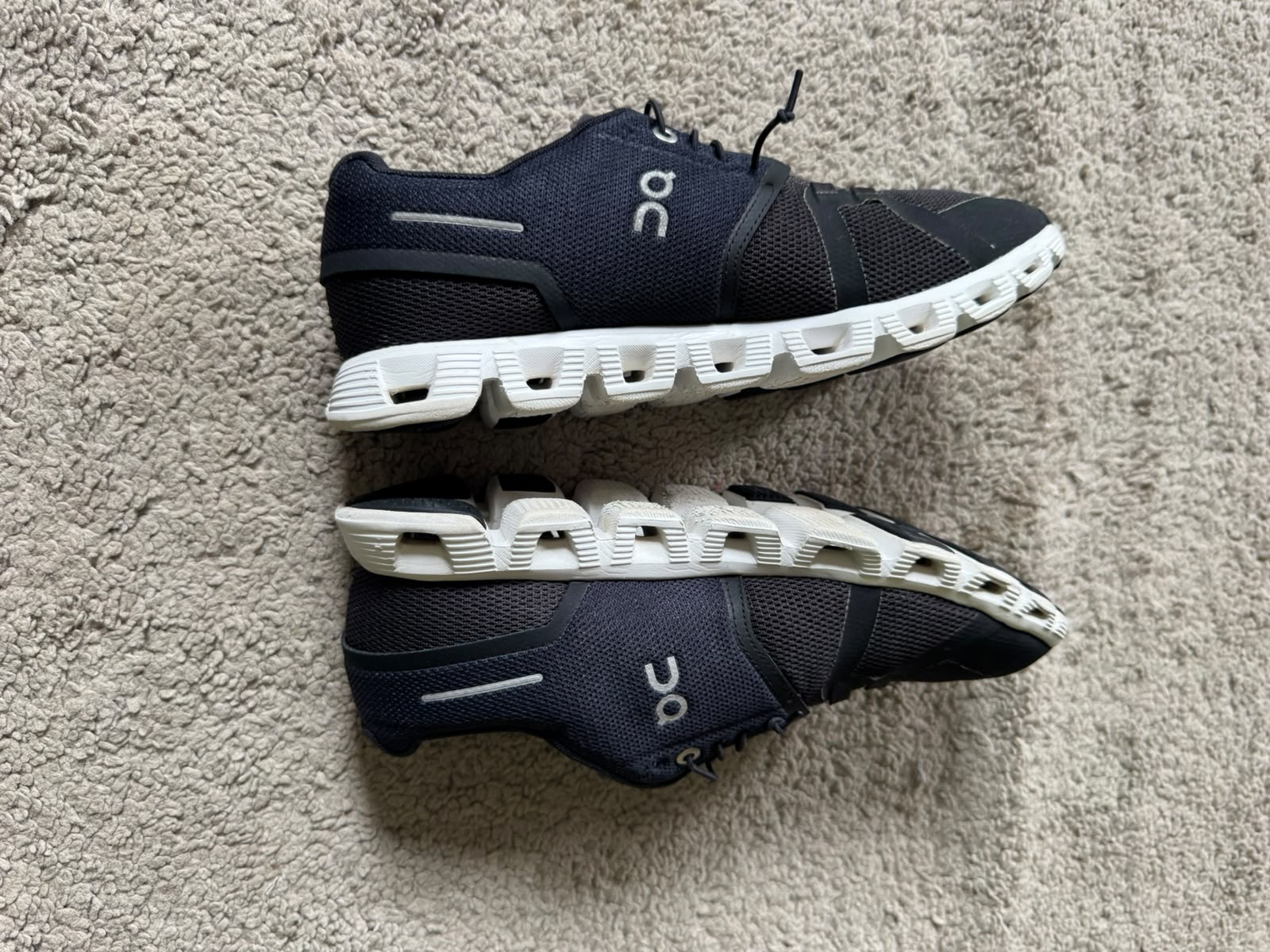 ON RUNNING SIZE 39