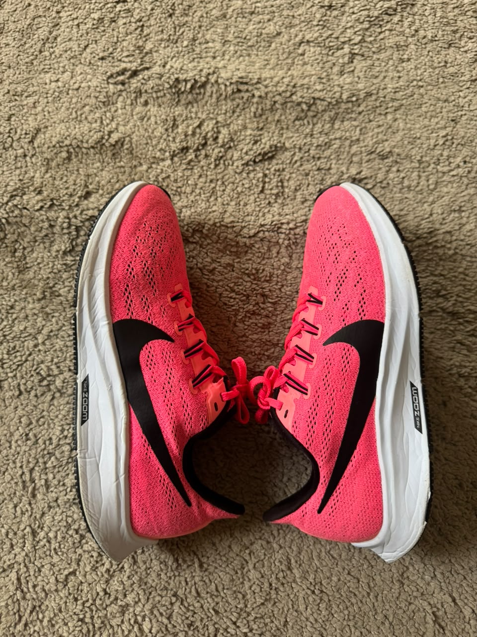 NIKE SIZE 38