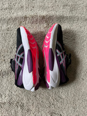 ASICS SIZE 37.5