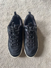 FILA SIZE 43