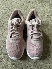 Nike Tanjun