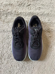 SKECHERS SIZE 37.5