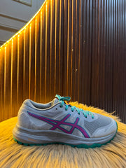 ASICS SIZE 37