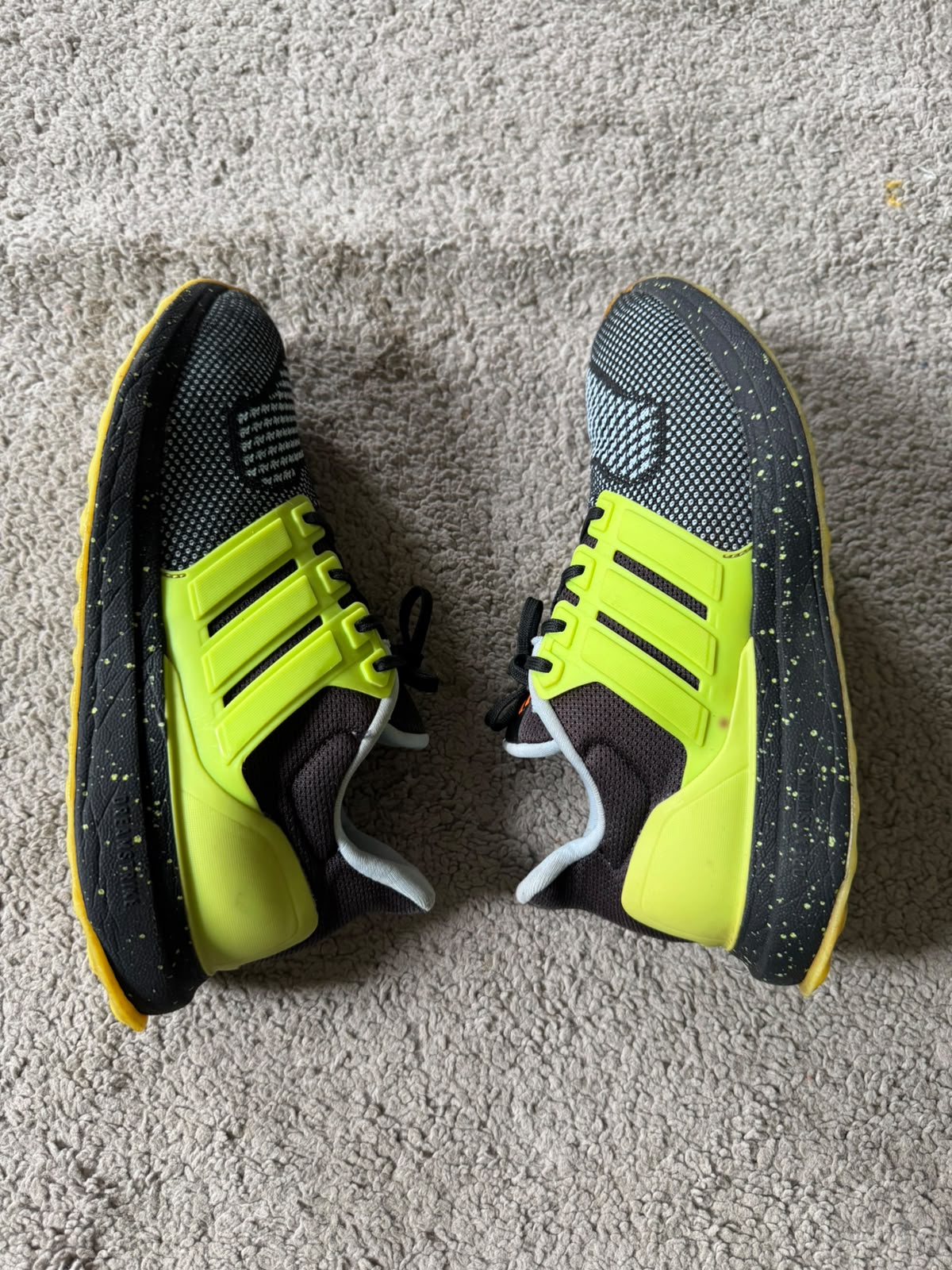 ADIDAS SIZE 40